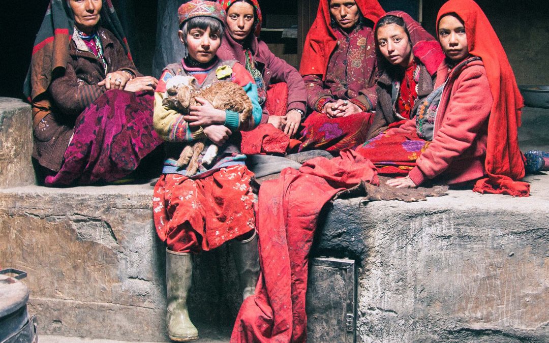 Lungo la via della seta: l’arte di “raccontare con i piedi”